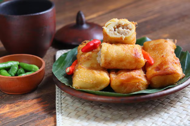 Risol Solo/Sosis Solo